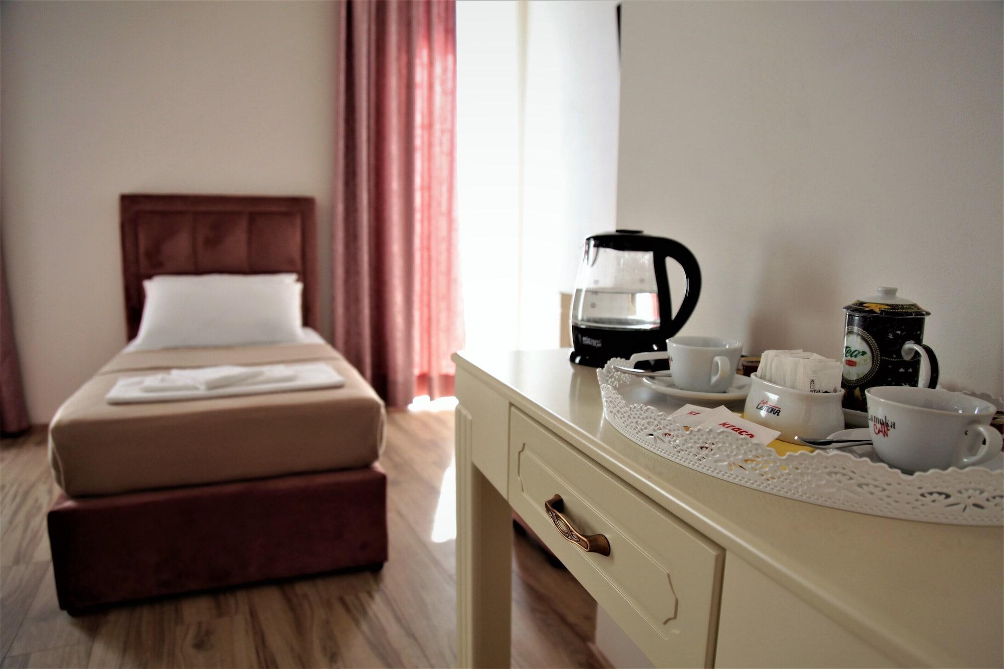 דורס Hotel Veliera מראה חיצוני תמונה